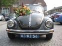 Trouwen in een Volkswagen Kever Cabriolet